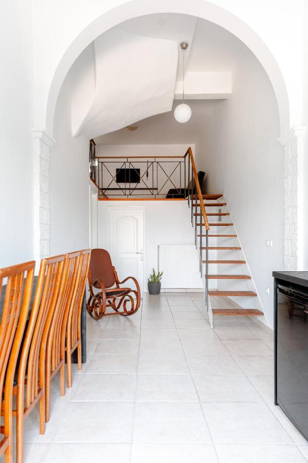 A&D Houses No3 Patras Exterior photo